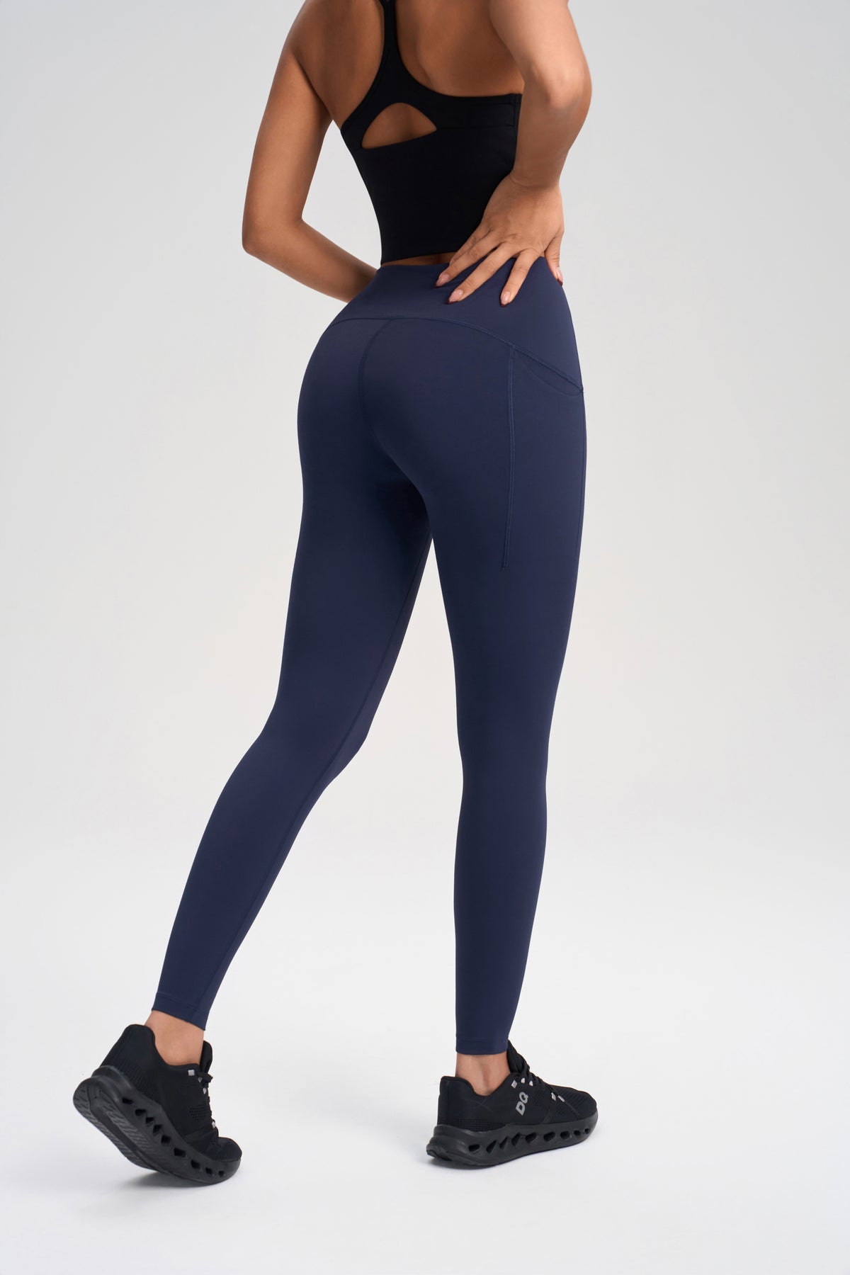 Tight Cropped Pants view 6
