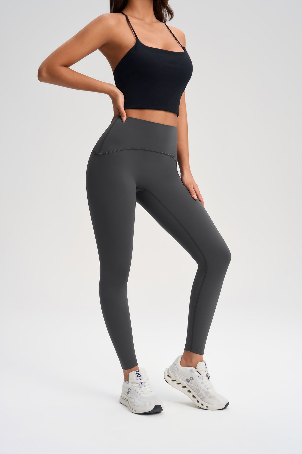 Tight Pants view 5