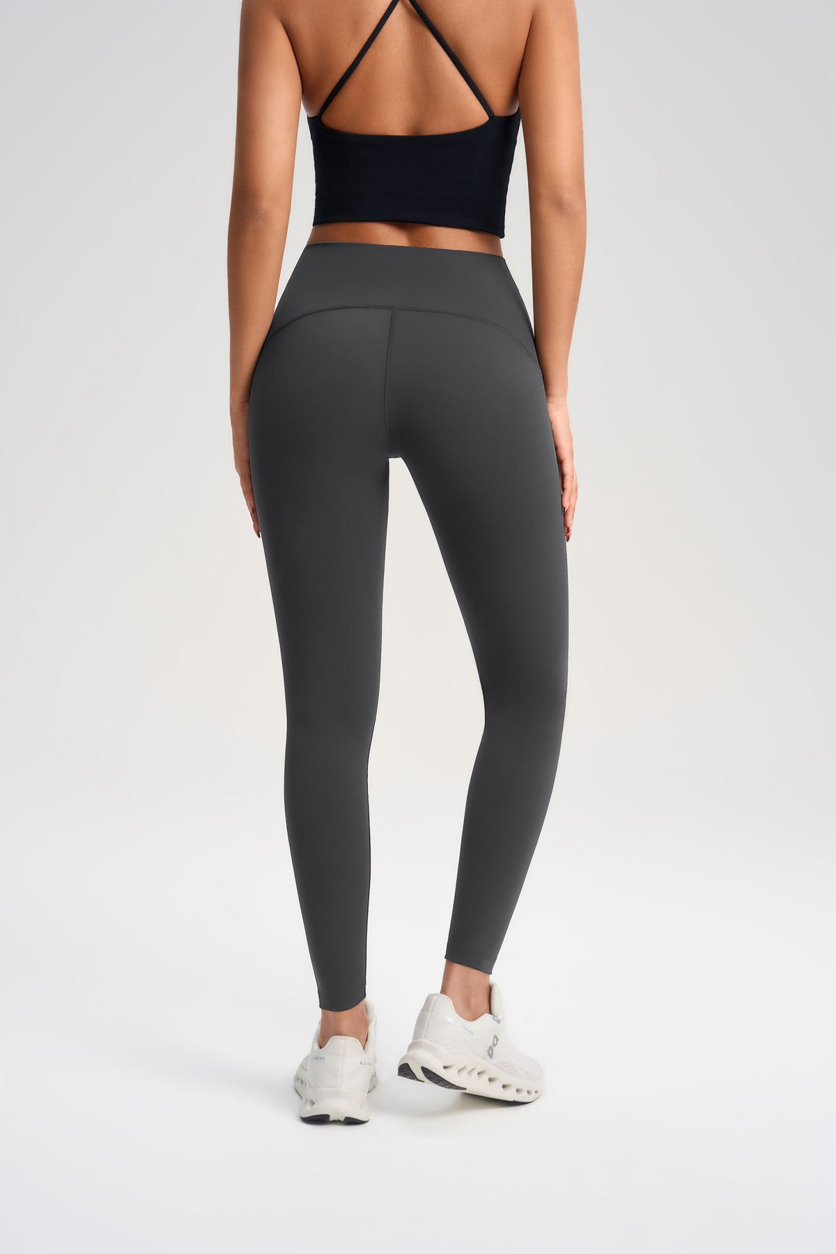 Tight Pants view 6