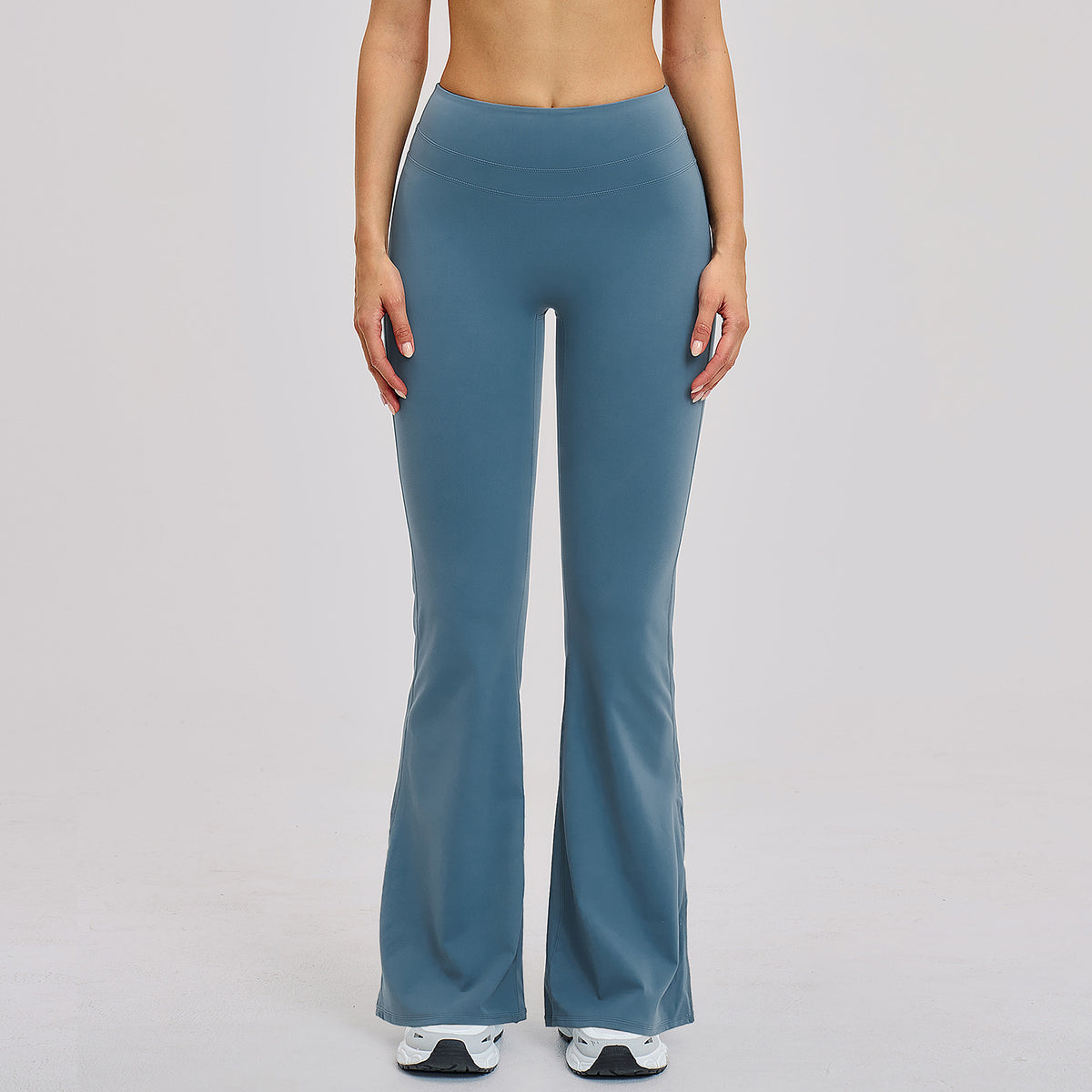 Women’s High-Waisted Sculpting Flared Yoga Pants view 3